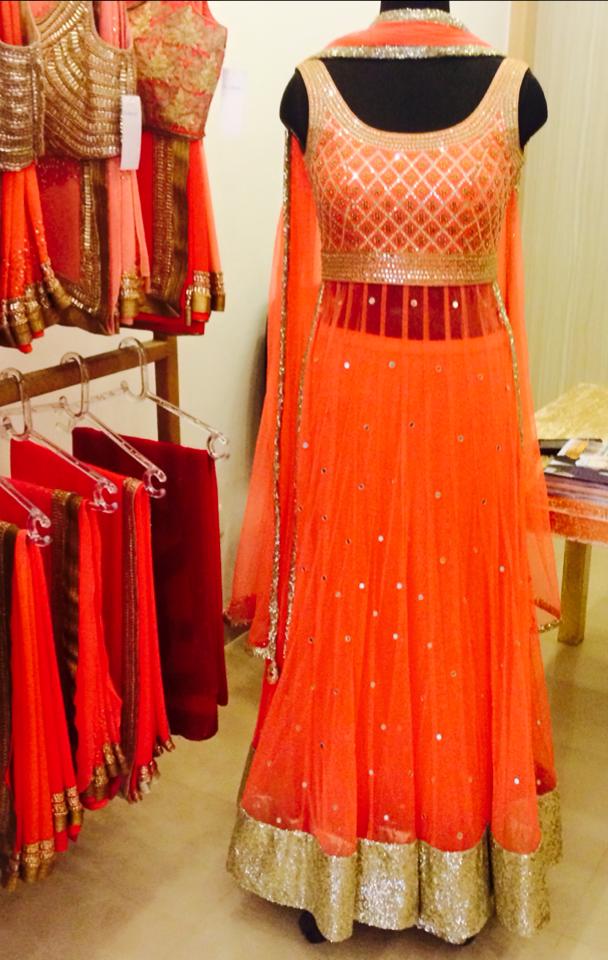 Bridal wear shopping in delhi