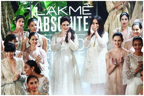 lakme fashion week 2017 Kareena Kapoor Khan for anita dongre