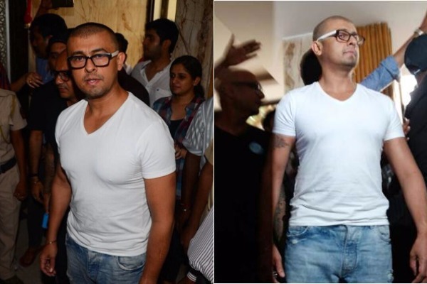 Azaan Row: Sonu Nigam Takes Challenge And Shaves Off His Head, Bollywood Reacts!