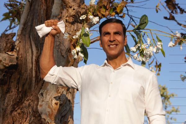 Feeling Awkward To Watch Padman? Here’s Why You Need To Hit The Theatre Now!